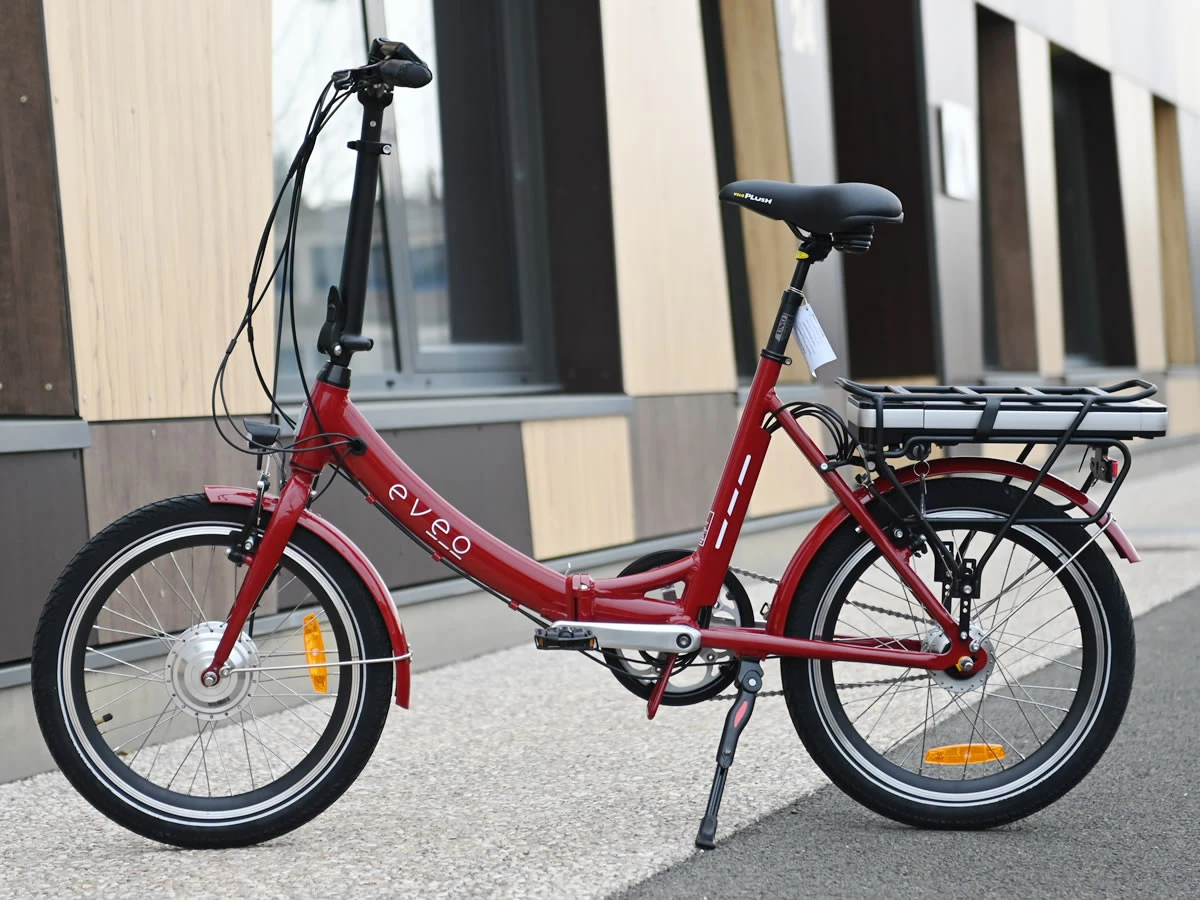 EVEO 140 Nexus 7 Rouge Nacré 2022 1 EVEO 140 Nexus 7 Rouge Nacré 2022