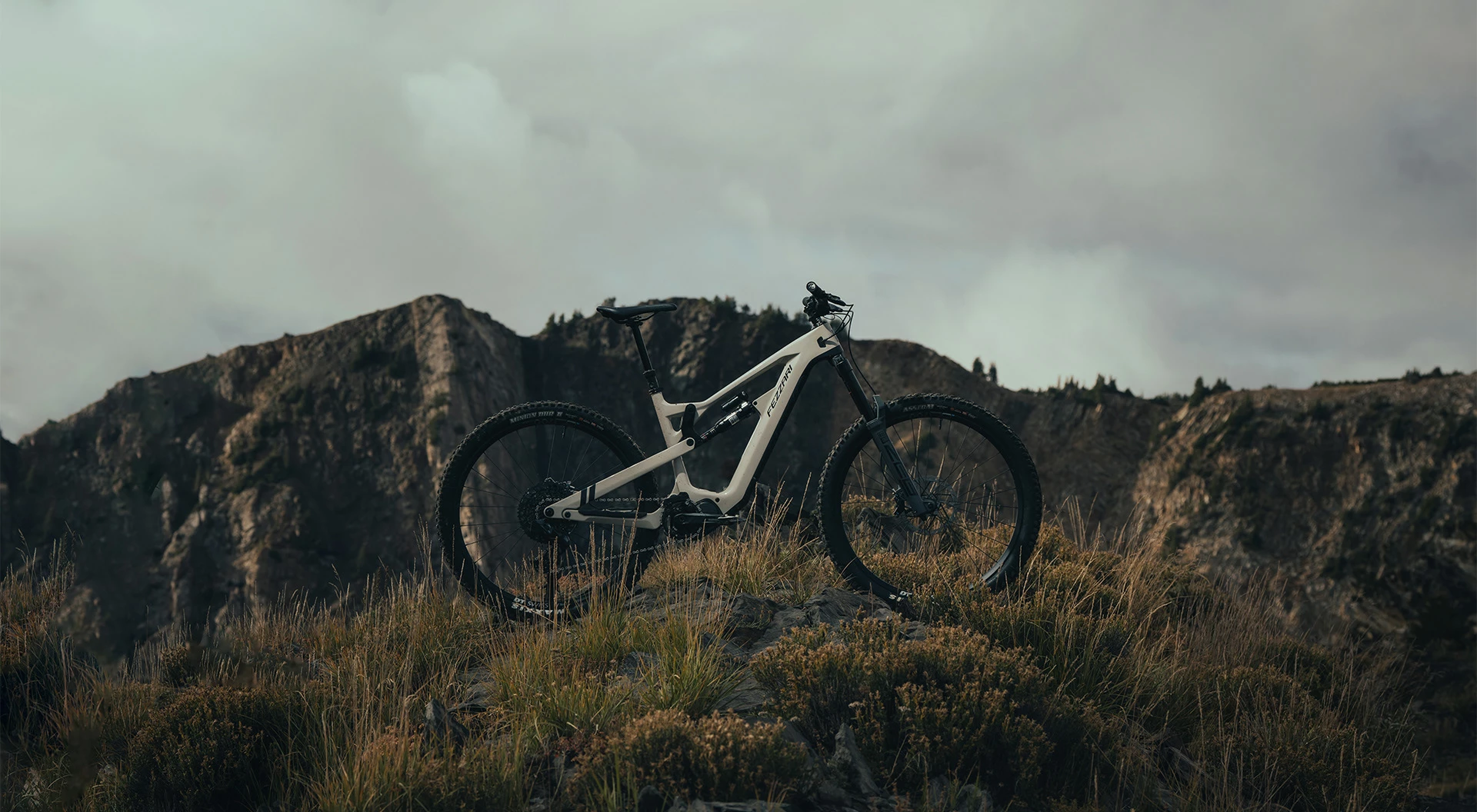 Page de garde -Vélo électrique Homme Soldes 59c633164826333.63fd7ded3743d